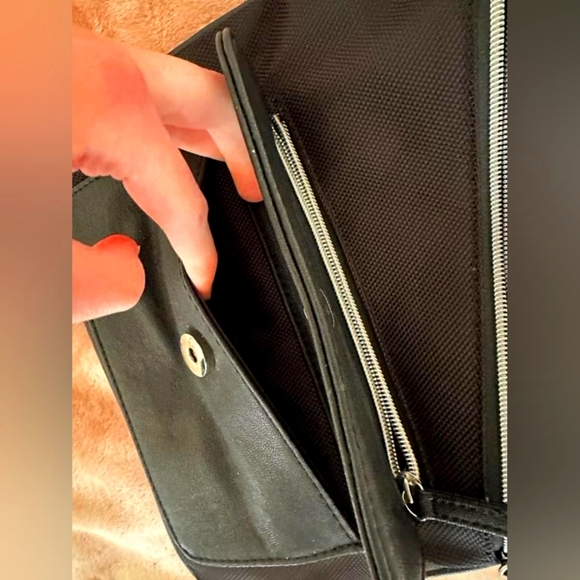 Travel bag - Picture 3 of 7